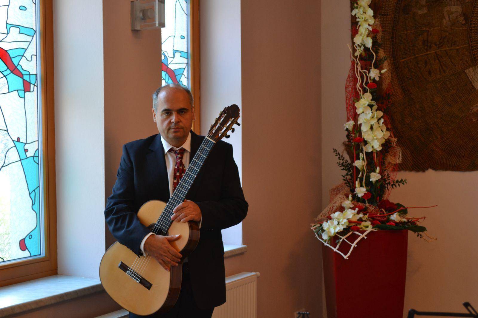 KONCERT ŠPANĚLSKÉ A JIHOAMERICKÉ HUDBY